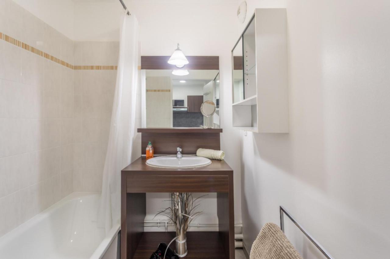 Appartement Confort Paris Montévrain Exteriör bild